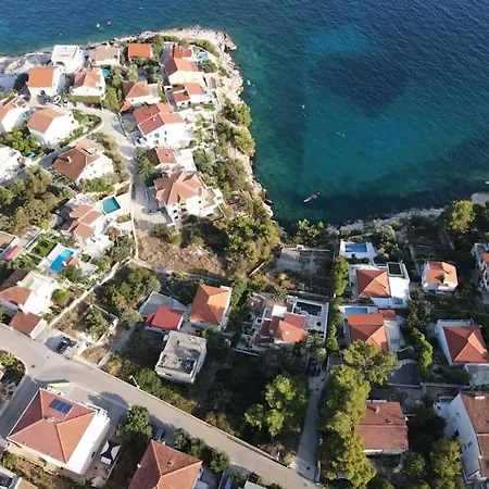 Three Olive Trees - Okrug, Ciovo Dalmatia *